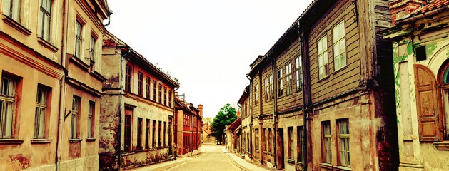 Red and Yellow Cross-Processing – Photoshop Action 158